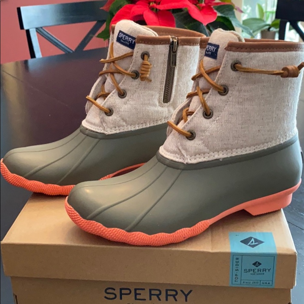 Women’s Sperry Saltwater Boots
